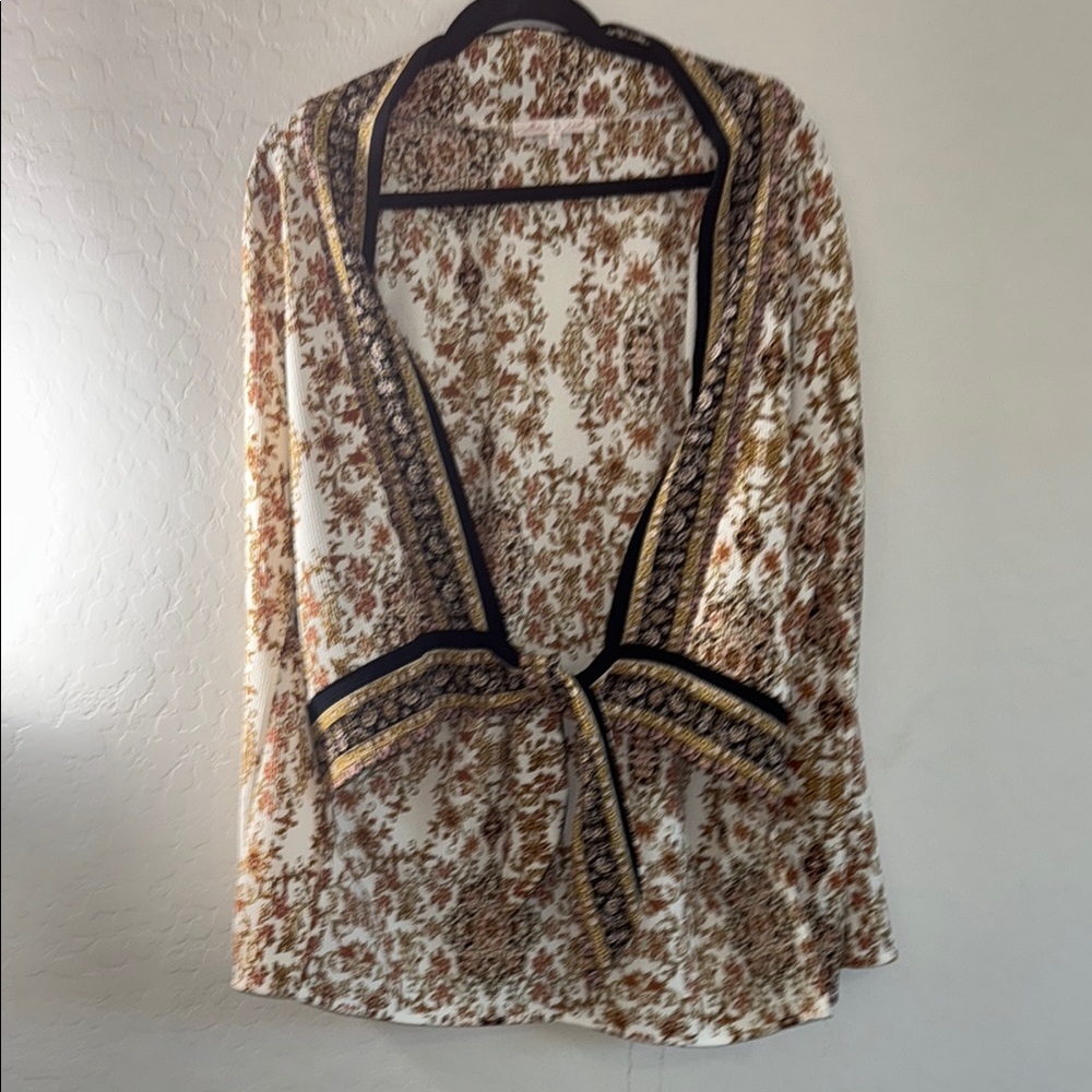 Floral Tie-Front Blouse